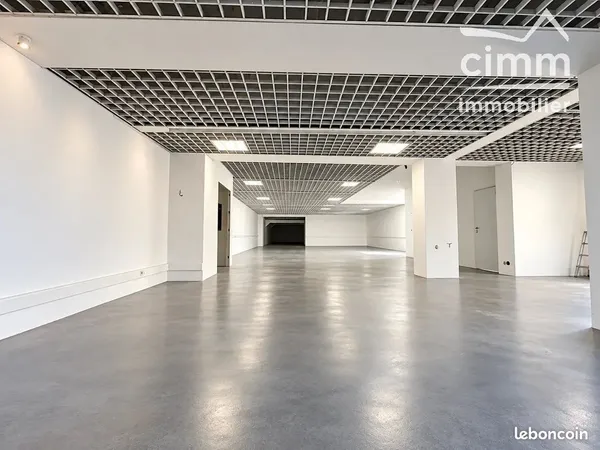 Local commercial Coulommiers
