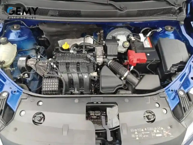 Dacia Sandero sce 65 — photo 47