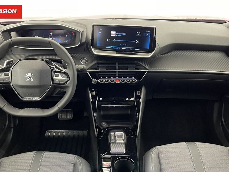Peugeot 2008 II 1.2 PureTech 130ch Allure Pack EAT8 — photo 7