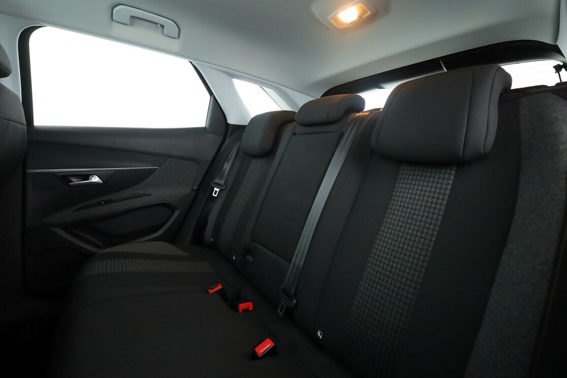 Peugeot 3008 1.2 PureTech Active Business — photo 13