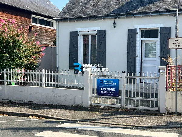 LE MANS Quartier Saint-Pavin Maison de ville avec 3 chambres, garage et jardin