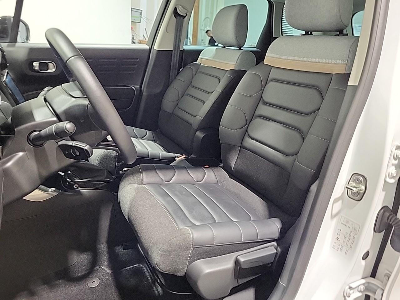 Citroën C3 Aircross puretech 130 s&s eat6 shine — photo 10
