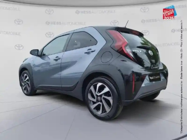 Toyota Aygo X 1.0 vvt-i 72ch design my24 — photo 8
