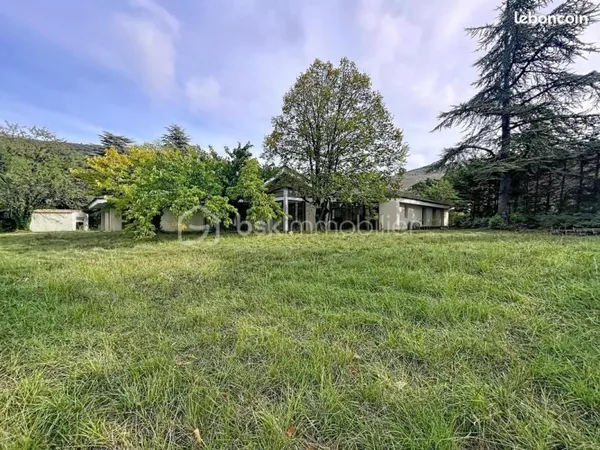 Local commercial 430 m²