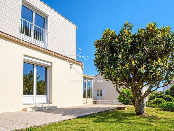 LA CHAUME - MAISON FAMILIALE T5 - 4 CHAMBRES - À DEUX PAS