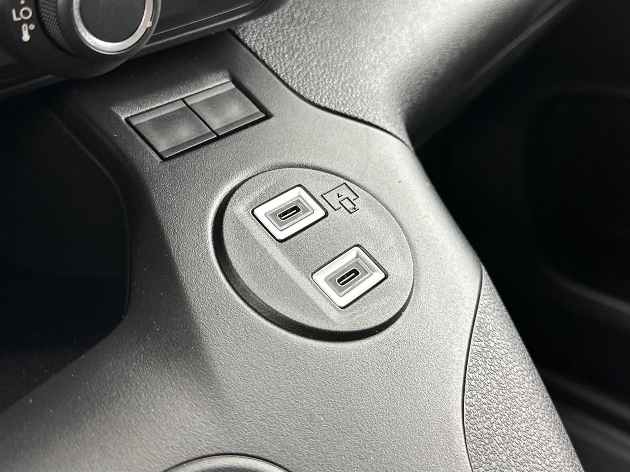 Citroën Berlingo van m diesel 100 ch manuelle — photo 29