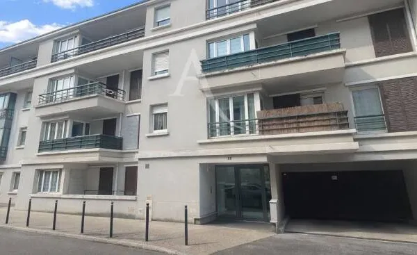 Parking 12 m²