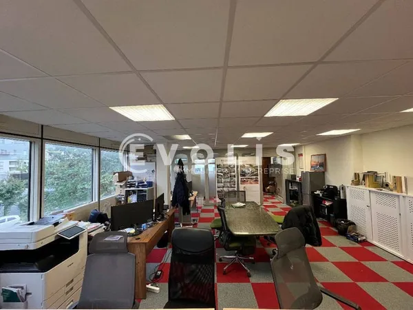Bureaux 450 m²