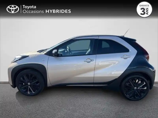 Toyota Aygo X 1.0 vvt-i 72ch air limited s-cvt — photo 3