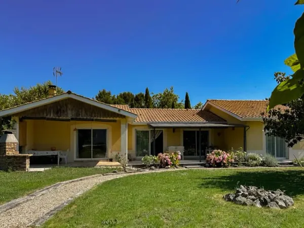 Maison 6 pièces 151 m²