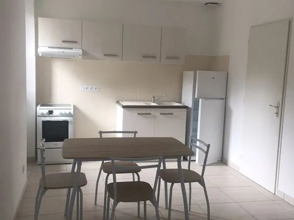 Très beau STUDIO