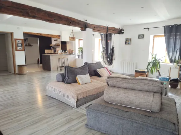 DUPLEX 95 M² CENTRE ÉGREVILLE (77)