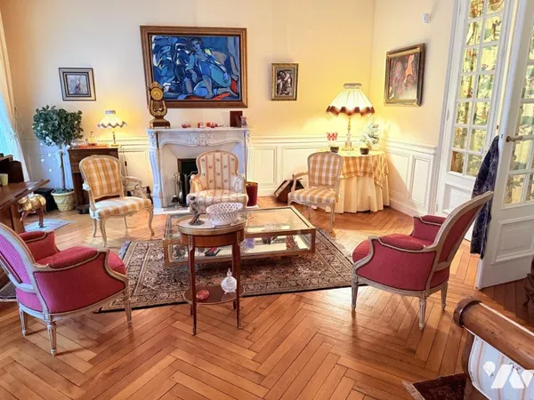 Appartement 5 pièces 153 m²