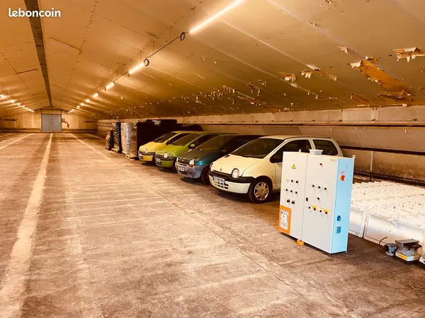 Parking stockage garage