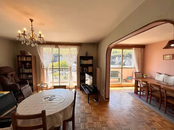 Appartement 4 pièces 82 m²