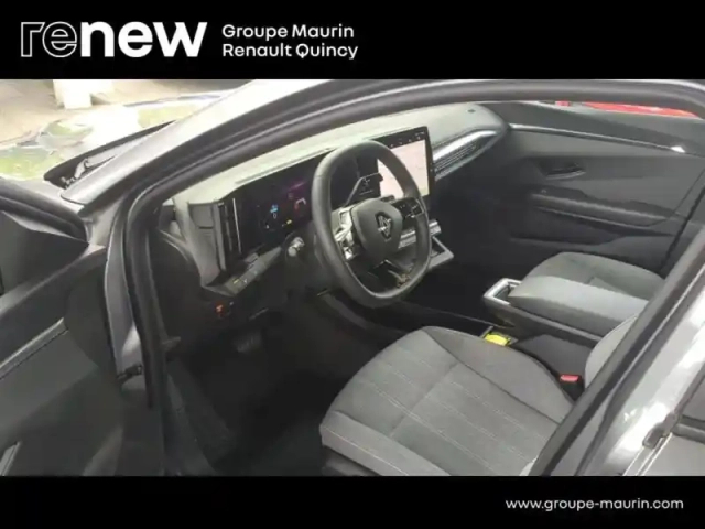 Renault Megane e-tech electric ev60 130ch evolution er super charge -b — photo 8