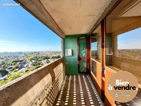REZÉ - La Maison Radieuse - 6ème rue, vue exceptionnelle