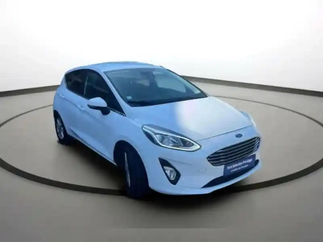 Ford Fiesta 1.1 75ch titanium business 5p — photo 1
