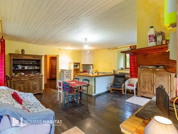 Maison avec dépendance, 6000m2 de terrain, hameau de Bagnères De Bigorre