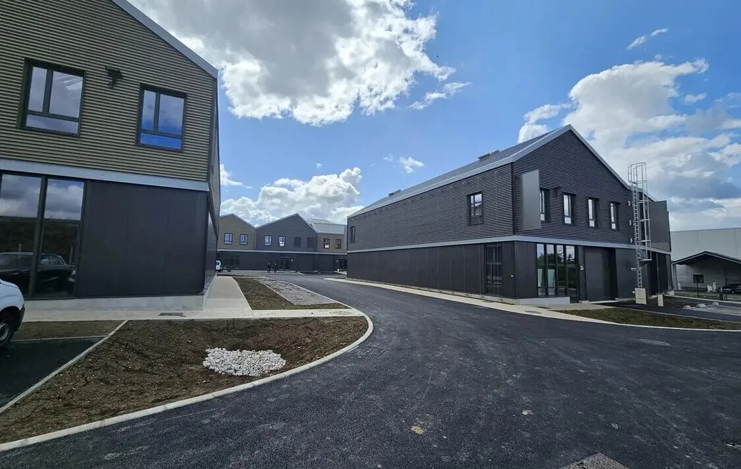 Photo 3