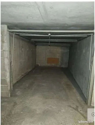 Vends garage box fermé