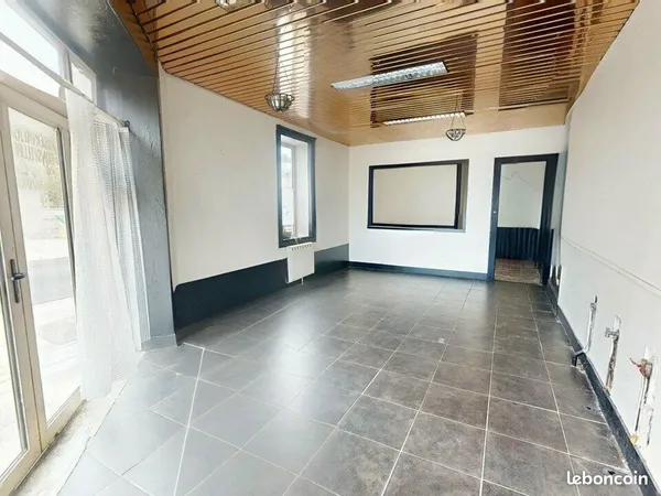 LOCAL COMMERCIAL 63 m² LE HAVRE