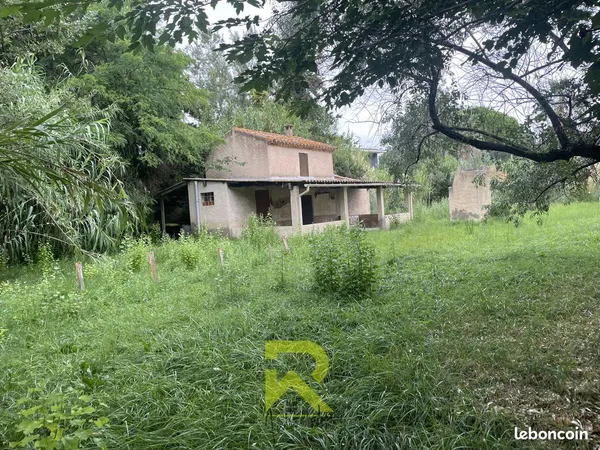 Terrain 896 m² Agde
