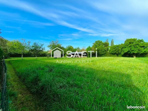 Terrain 3741 m² EGUZON-CHANTOME