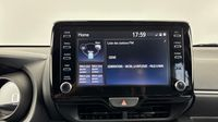 Toyota Yaris 116h Design 5p — photo 18