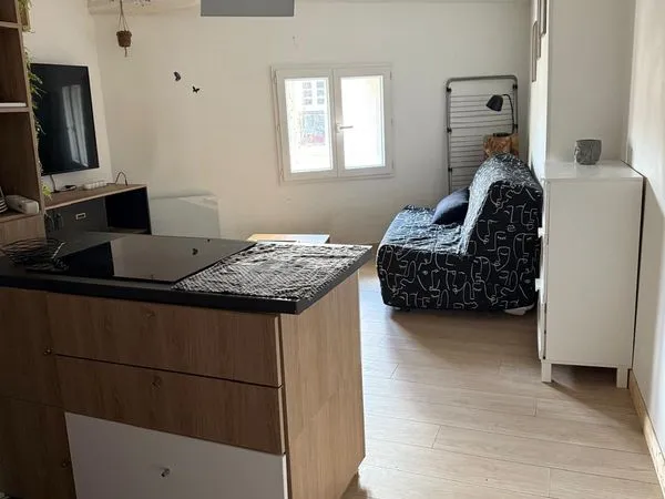 Studio 1 pièce 21 m²