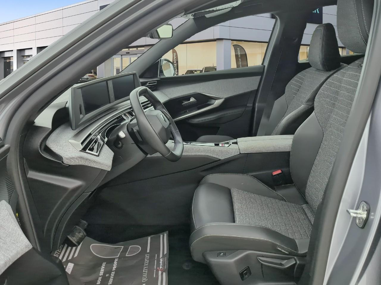 Peugeot 5008 hybrid 145 ch e-dcs6 allure — photo 9