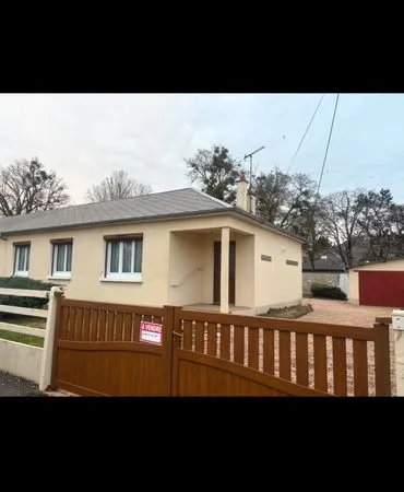 Maison de plain-pied 75 m² avec garage et jardin - Neuville-aux-Bois »