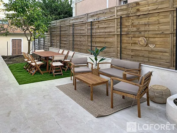 Trois pièces refait à neuf , avec jardin, proche plage et gare