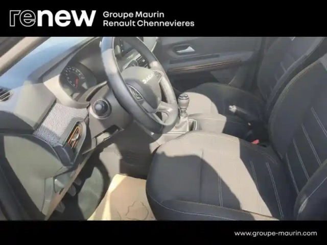 Dacia Sandero 1.0 tce 110ch stepway expression — photo 9