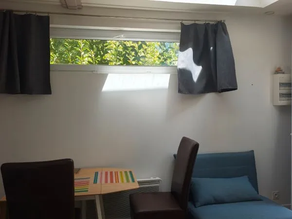 Studio meublé et équipé