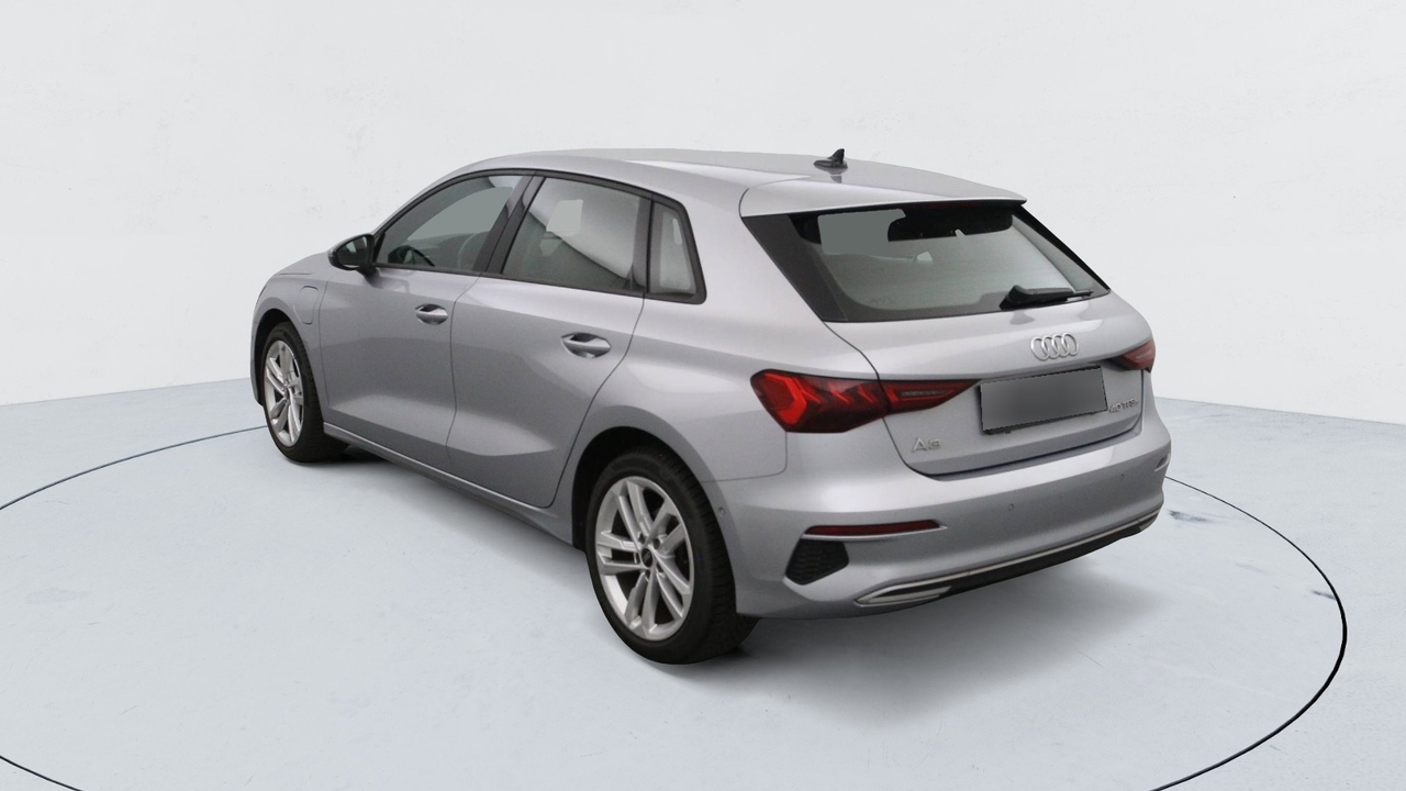 Audi A3 Sportback — photo 7