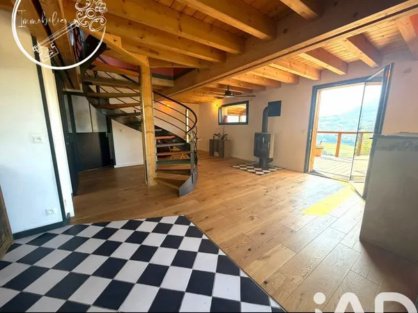 Chalet 3 pièces 100 m²