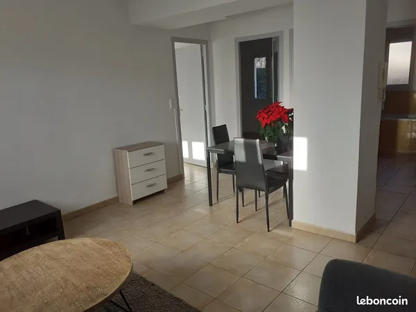 Bel appartement 55m² meublé 700m de la gare