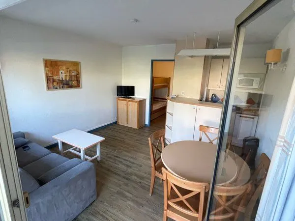 Super studio à Ste-Maxime