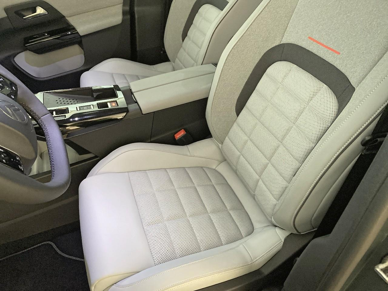 Citroën C5 Aircross e-c5 aircross 210 ch autonomie confort max — photo 9