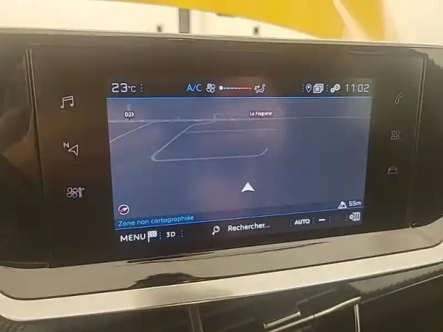 Peugeot 208 puretech 75 s&amp;s bvm5 — photo 15