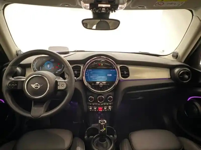 Mini Mini 5 portes cooper 136ch edition premium plus bva7 — photo 5