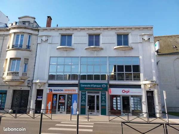 Local commercial ou bureaux 126 m² en hyper-centre de Châtellerault