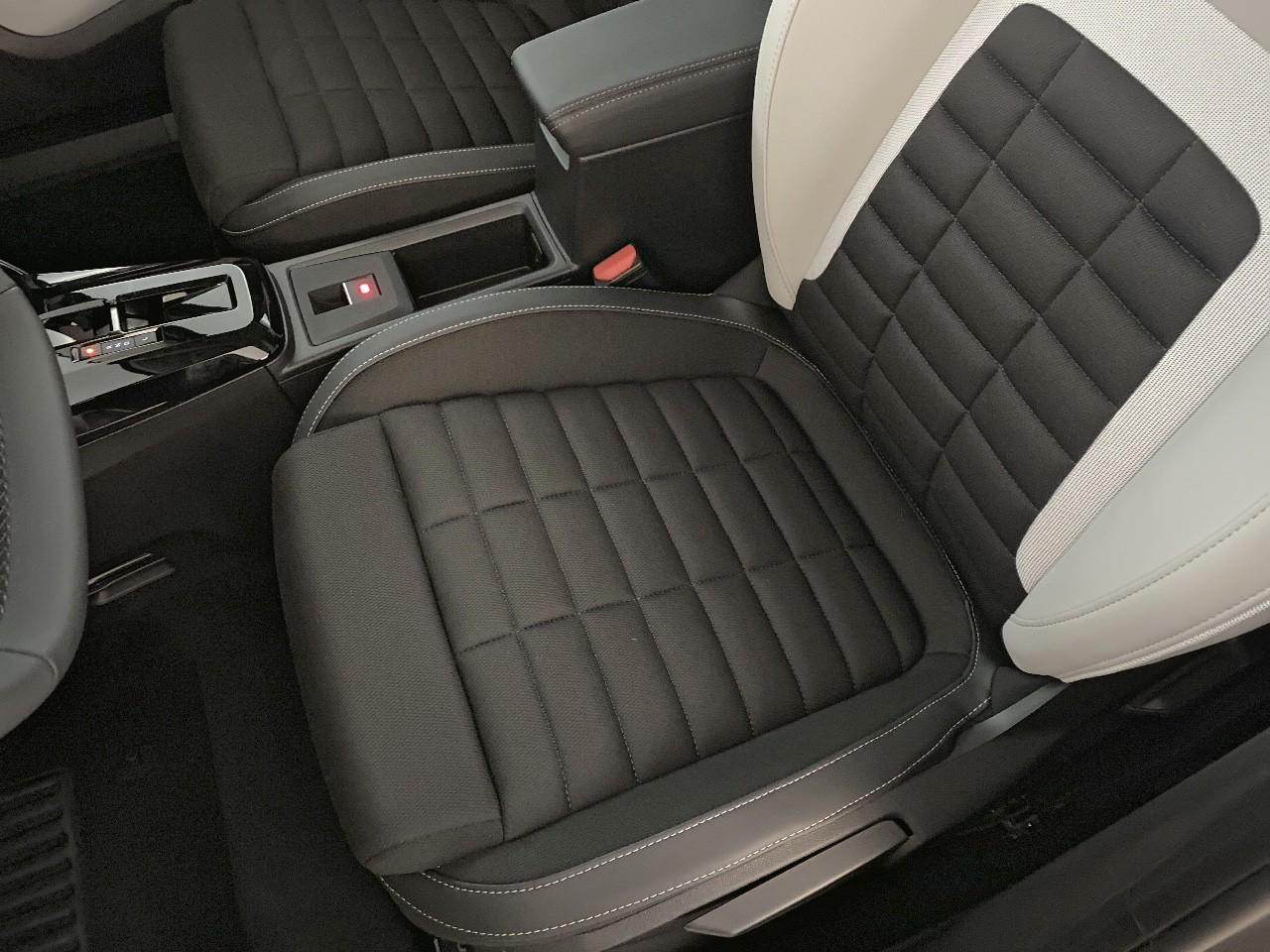 Citroën C3 Aircross hybride 145 ch aut max — photo 9