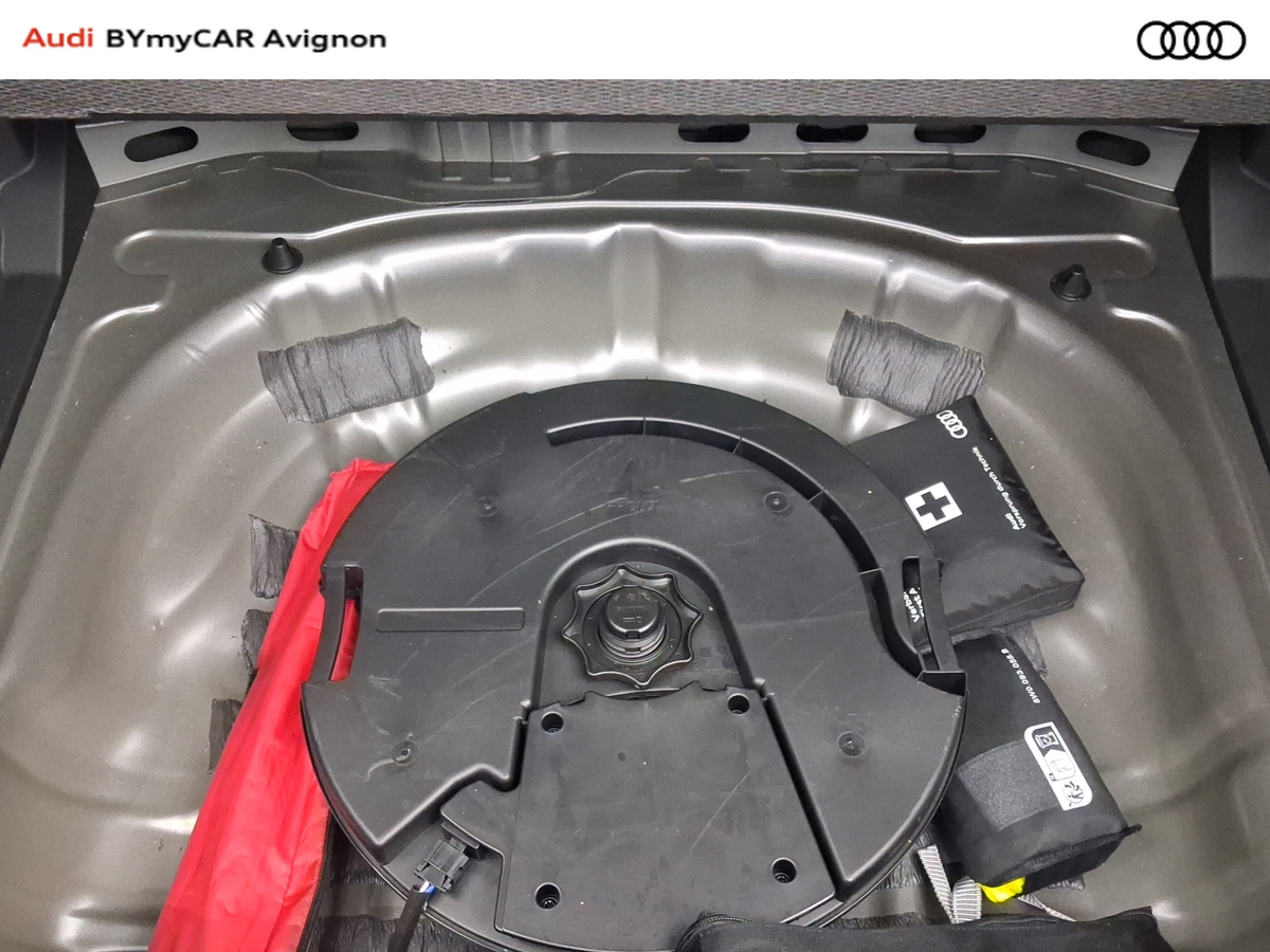Audi Q2 35 TFSI 150 S tronic 7 — photo 21