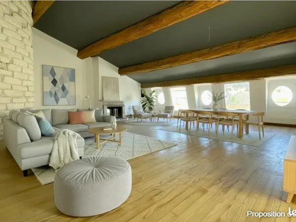 Loft 4 pièces 135 m²