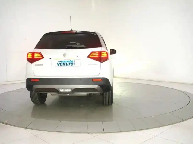 Suzuki Vitara 1.0 boosterjet — photo 33