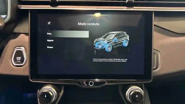 Lynk&Amp;Co 01 1.5 phev 261 ch dcth7 — photo 25