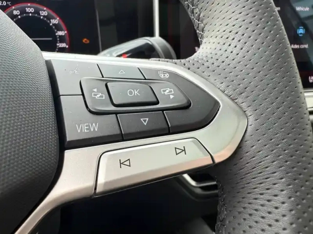 Volkswagen Tiguan 2.0 tdi 150ch dsg7 — photo 21