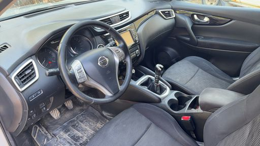 Nissan Qashqai 1.2 DIG-T 115 - N-Connecta – 2016 – 105485 km – Essence – Boîte Manuelle — photo 15